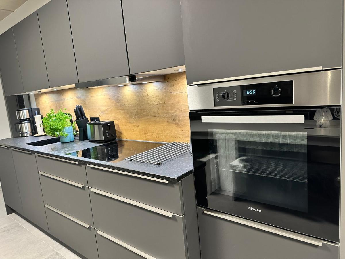 Luxurioeses Apartment Direkt Am Kanal 125 M² - Youpartments Münster Exterior foto